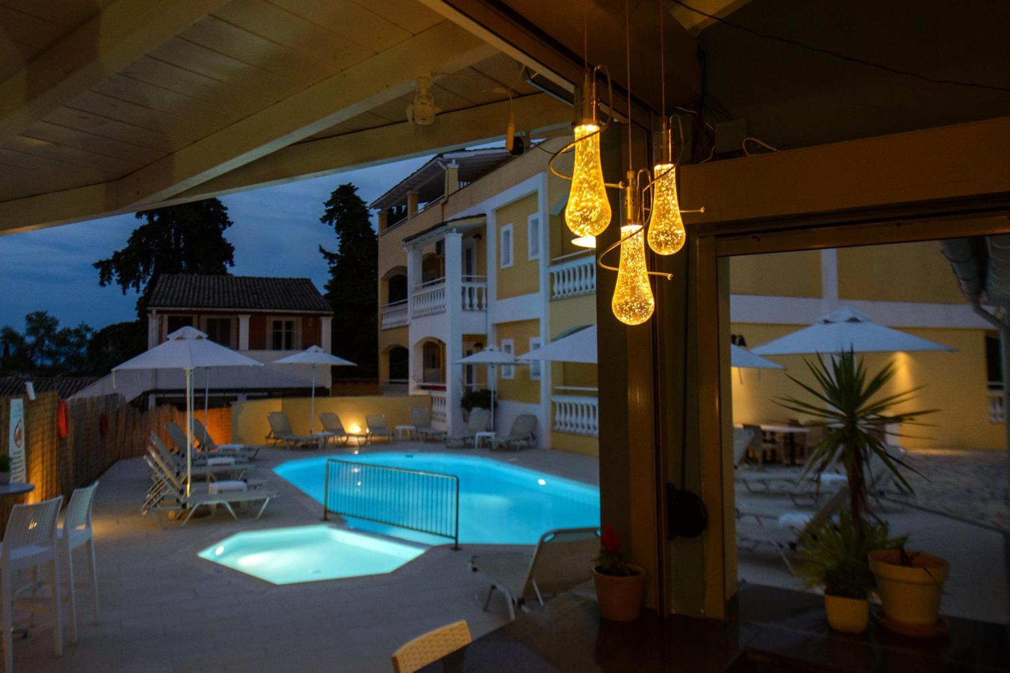 Saint Spiridon Hotel Kassiopi Ngoại thất bức ảnh