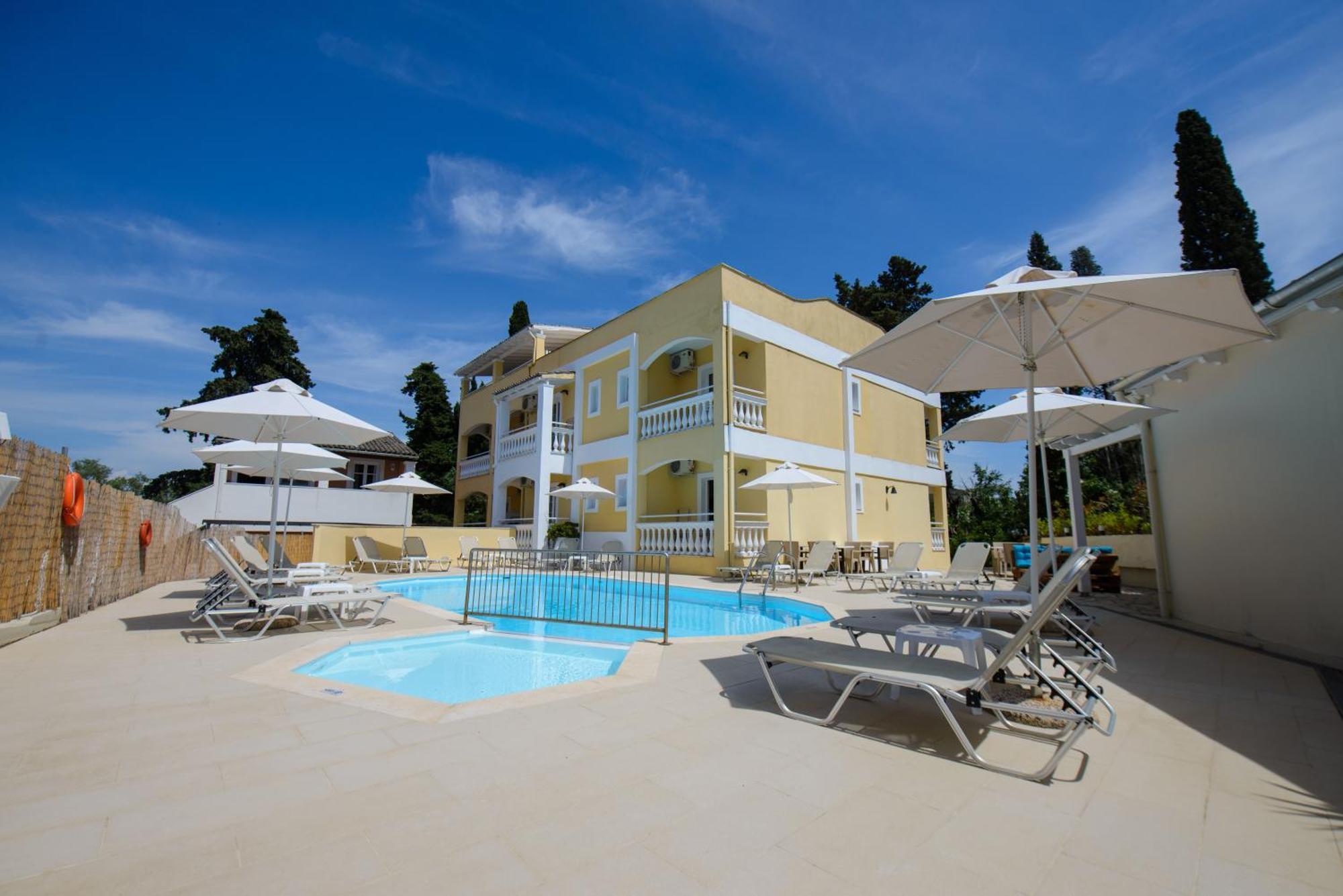 Saint Spiridon Hotel Kassiopi Ngoại thất bức ảnh